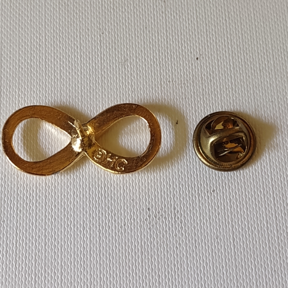 HC Infinity Pin Goldtone - Picture 3 of 3